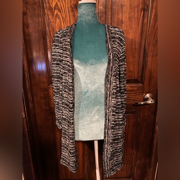 Cardigan - Picture 5 of 5